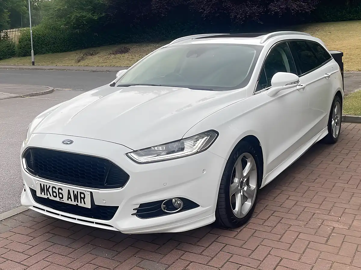Used 2016 Ford Mondeo Titanium White - Interior and Exterior details 6