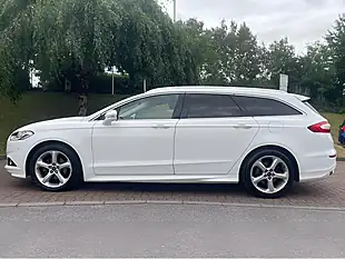 Used 2016 Ford Mondeo Titanium White - Interior and Exterior details 9