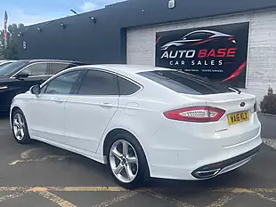 Used 2016 Ford Mondeo Titanium White - Interior and Exterior details 10