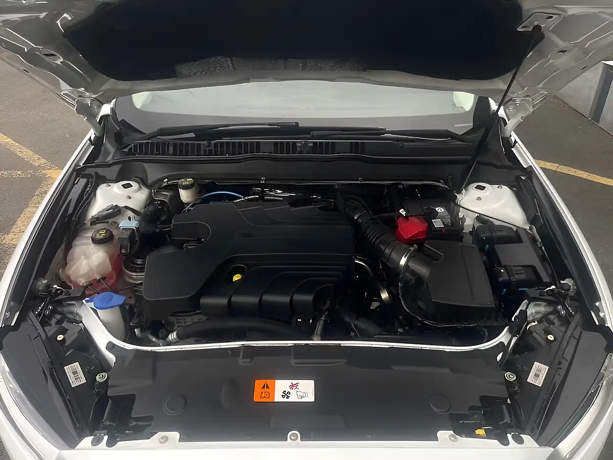 Used 2016 Ford Mondeo Titanium White - Interior and Exterior details 20
