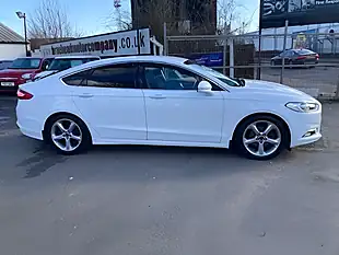 Used 2016 Ford Mondeo Titanium White - Interior and Exterior details 4