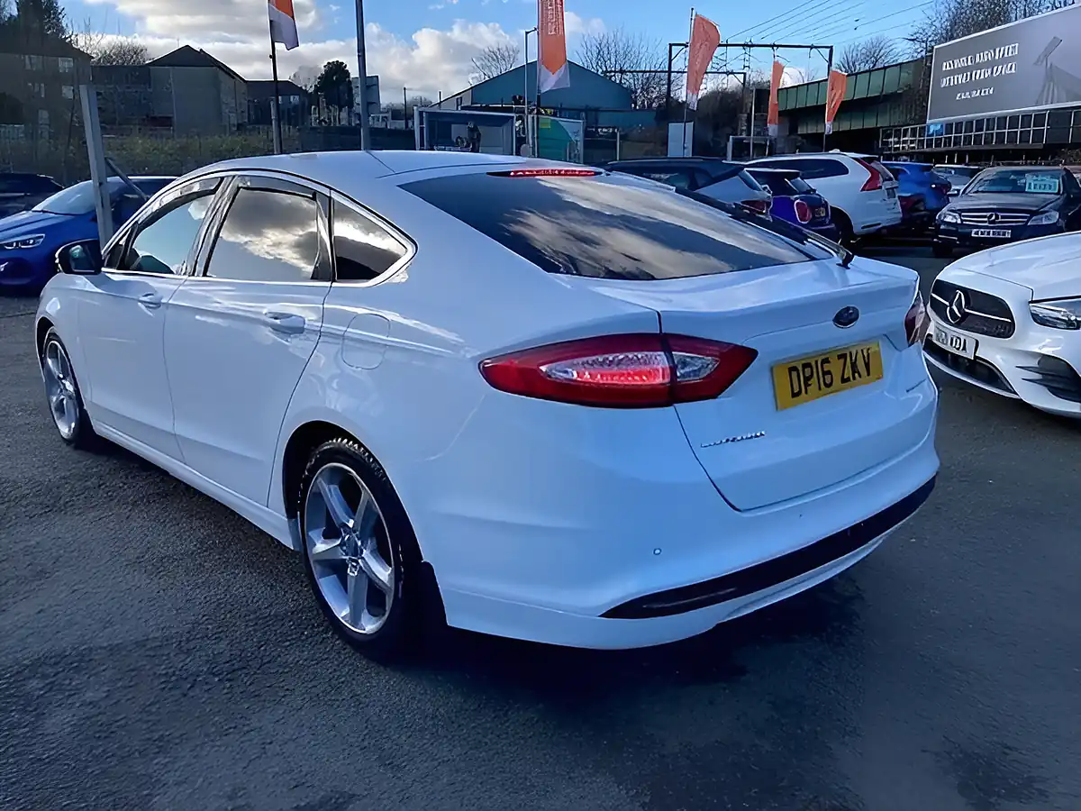 Used 2016 Ford Mondeo Titanium White - Interior and Exterior details 6