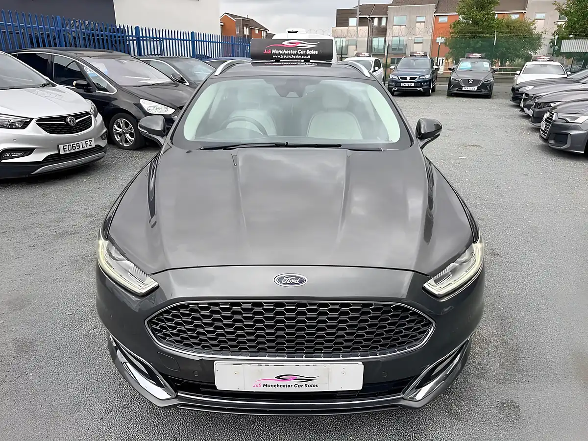 Used 2016 Ford Mondeo Vignale Grey - Interior and Exterior details 11