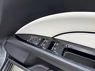 Used 2016 Ford Mondeo Vignale Grey - Interior and Exterior details 15