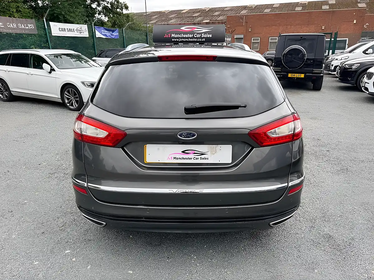 Used 2016 Ford Mondeo Vignale Grey - Interior and Exterior details 7