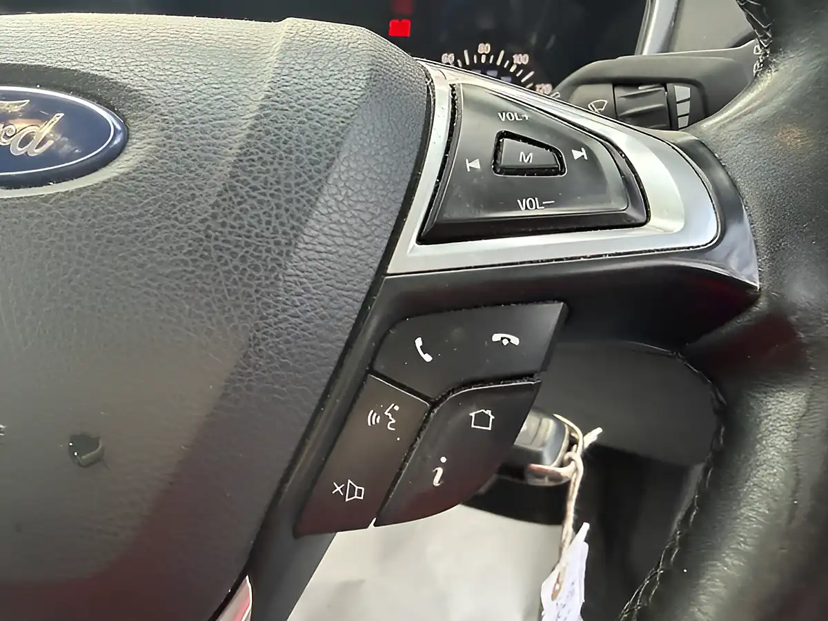 Used 2016 Ford Mondeo Zetec Blue - Interior and Exterior details 18