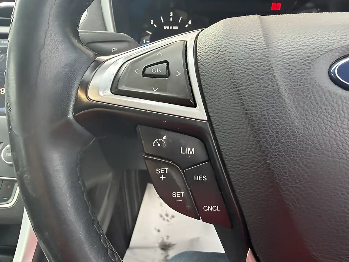 Used 2016 Ford Mondeo Zetec Blue - Interior and Exterior details 19