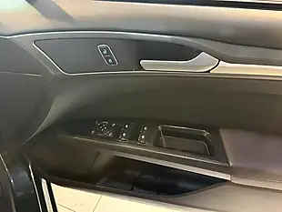 Used 2016 Ford Mondeo Zetec Green - Interior and Exterior details 16