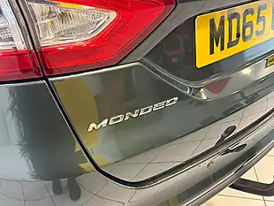 Used 2016 Ford Mondeo Zetec Green - Interior and Exterior details 7