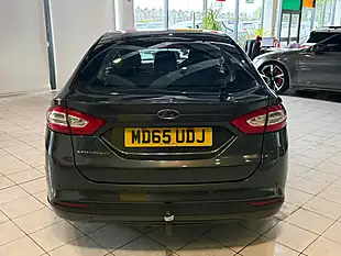 Used 2016 Ford Mondeo Zetec Green - Interior and Exterior details 8