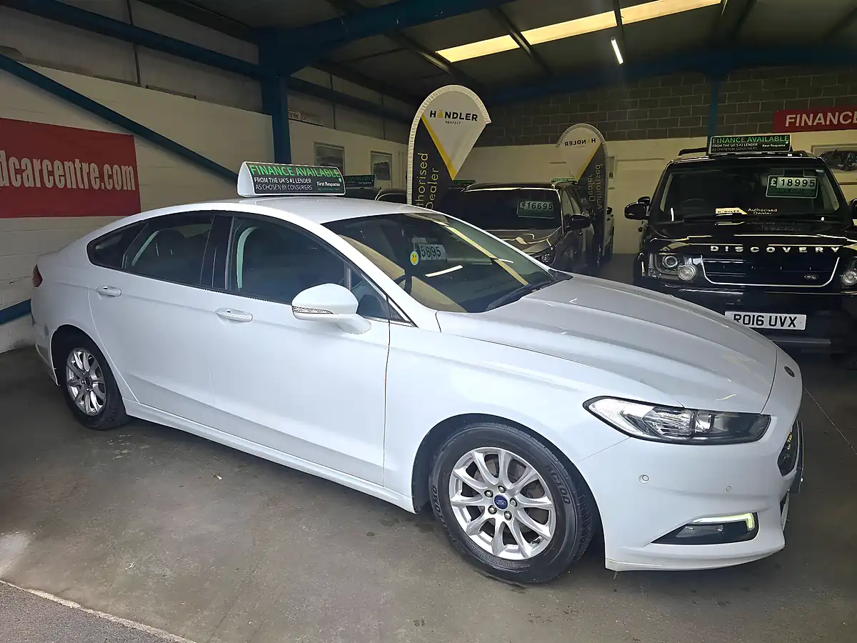 Used 2016 Ford Mondeo Zetec White - Interior and Exterior details 14