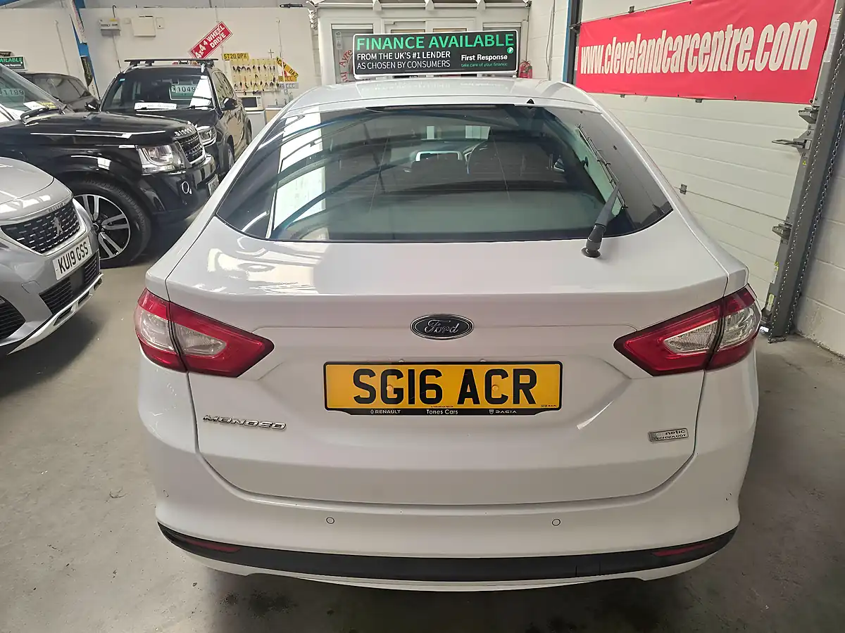 Used 2016 Ford Mondeo Zetec White - Interior and Exterior details 6