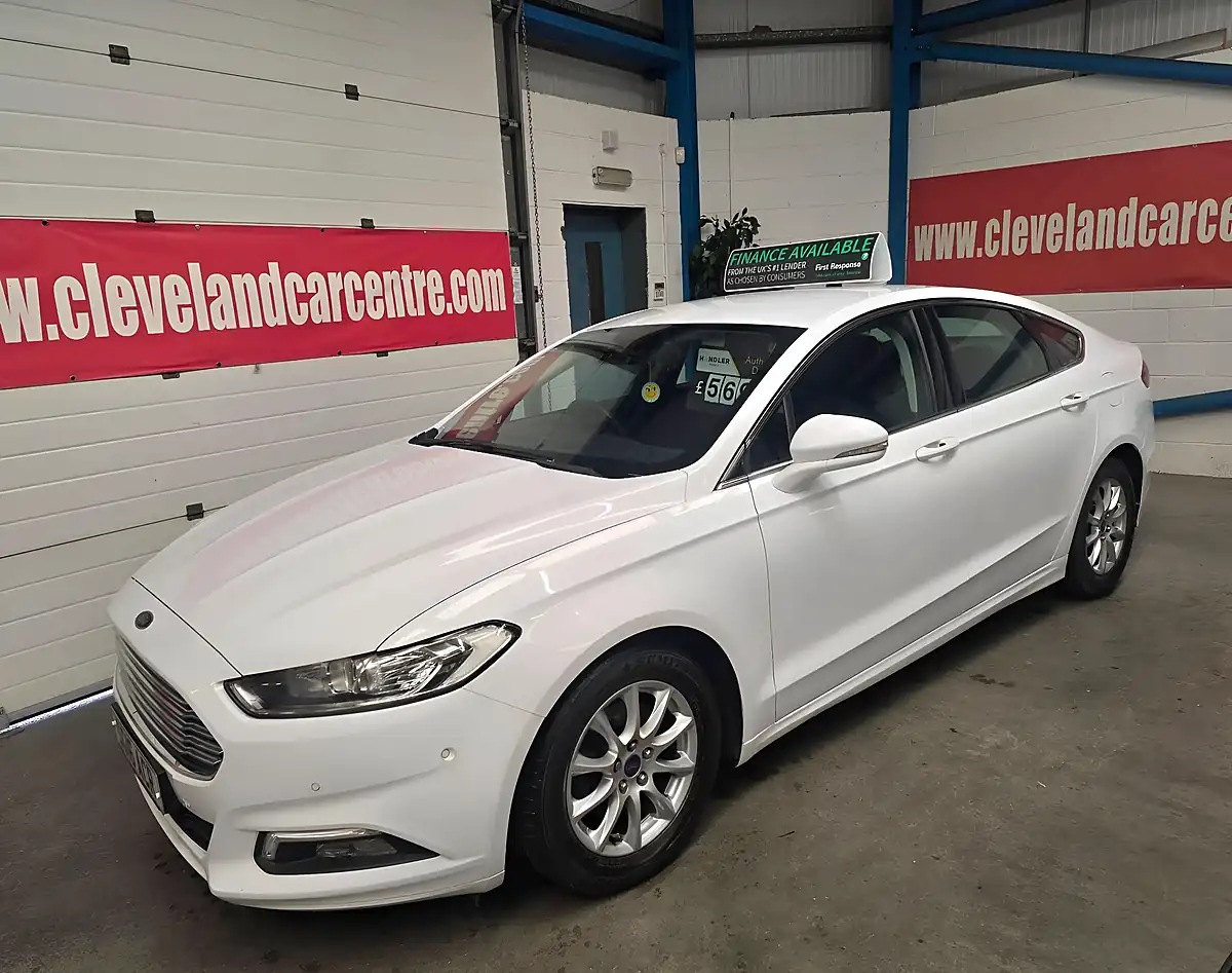 Used 2016 Ford Mondeo Zetec White - Interior and Exterior details 8