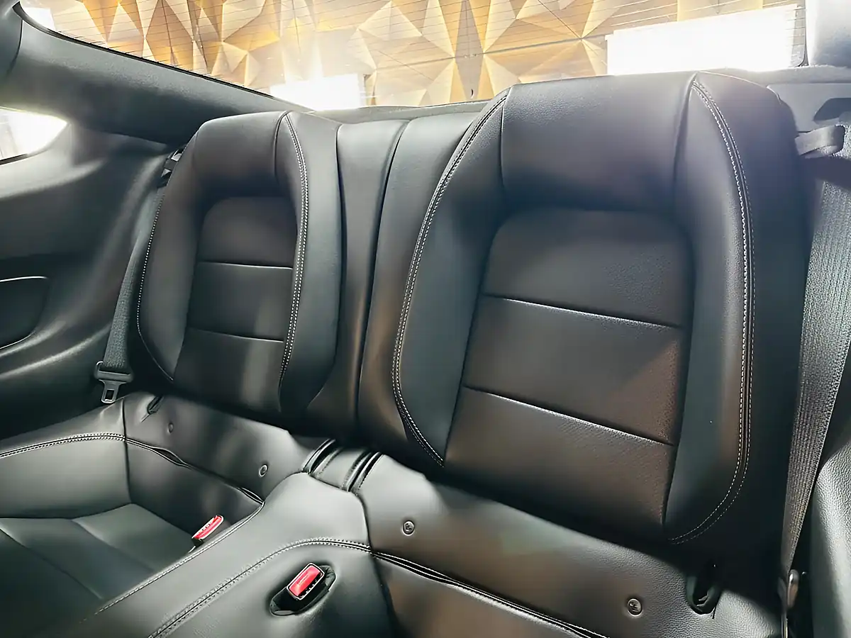 Used 2016 Ford Mustang GT Fastback Black - Interior and Exterior details 10