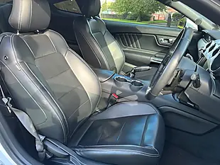 Used 2016 Ford Mustang GT Fastback White - Interior and Exterior details 9