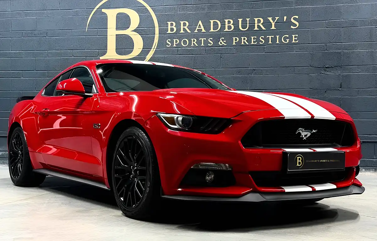 Used 2016 Ford Mustang GT Red - Interior and Exterior details 2