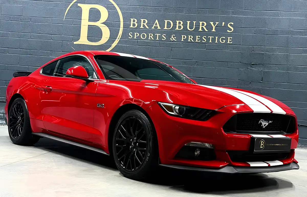 Used 2016 Ford Mustang GT Red - Interior and Exterior details 4