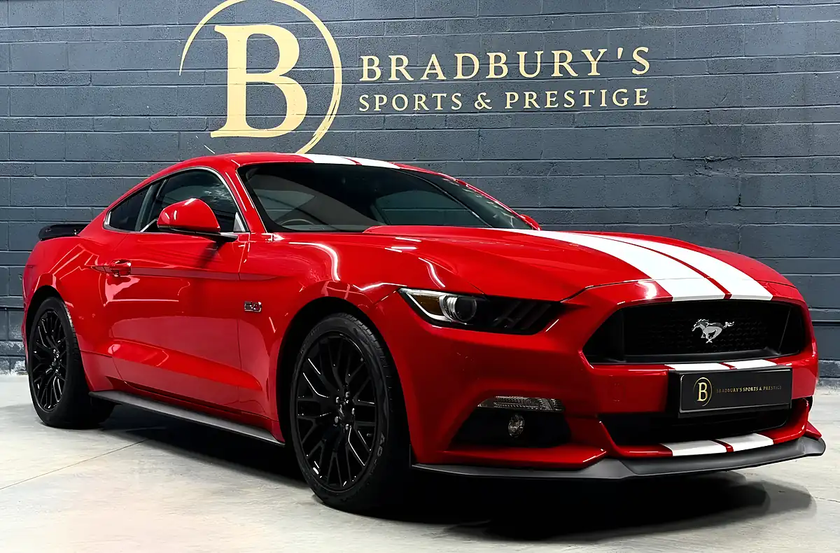 Used 2016 Ford Mustang GT Red - Interior and Exterior details 5