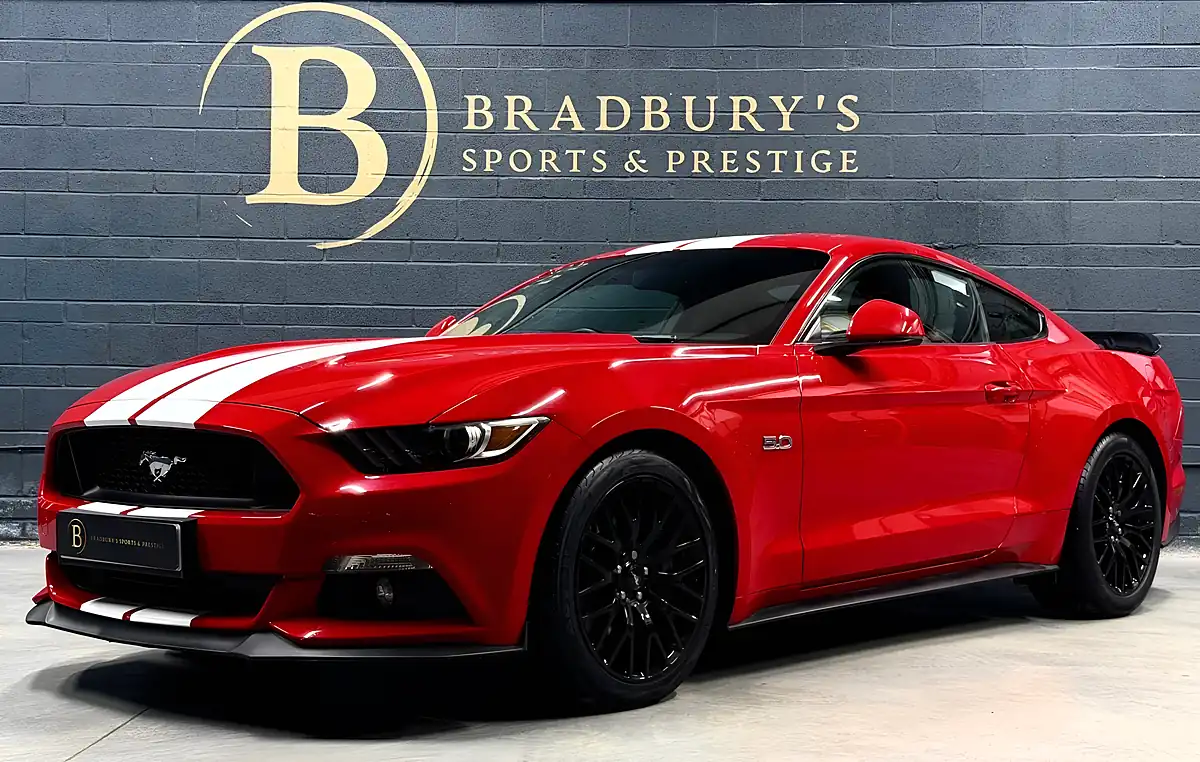 Used 2016 Ford Mustang GT Red - Interior and Exterior details 6