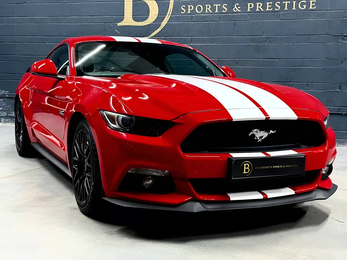 Used 2016 Ford Mustang GT Red - Interior and Exterior details 7