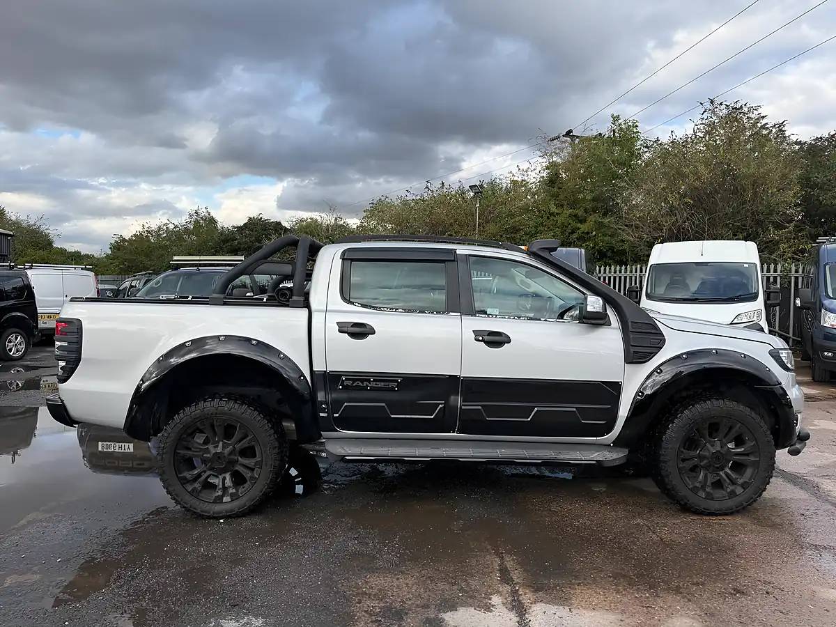 Used 2016 Ford Ranger Limited Silver - Interior and Exterior details 2