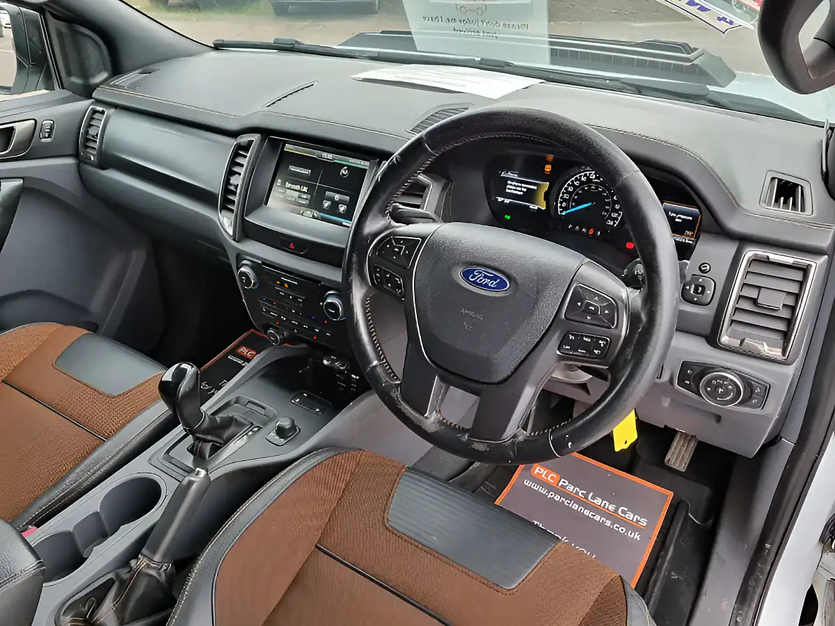 Used 2016 Ford Ranger Wildtrak Frozen White - Interior and Exterior details 9