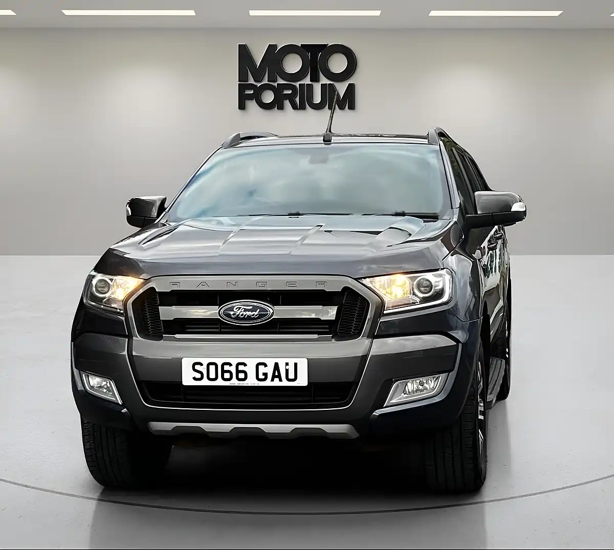 Used 2016 Ford Ranger Wildtrak Grey - Interior and Exterior details 5