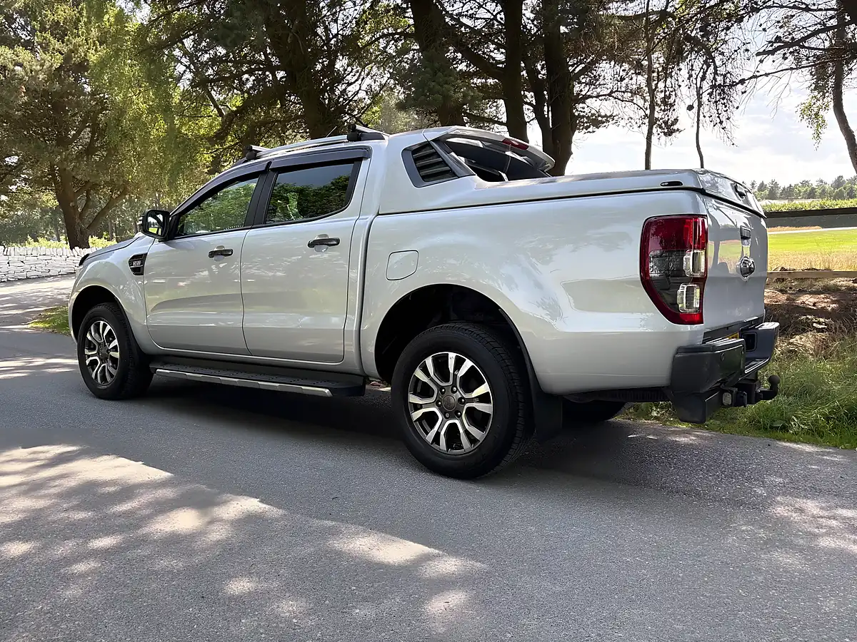 Used 2016 Ford Ranger Wildtrak Silver - Interior and Exterior details 17