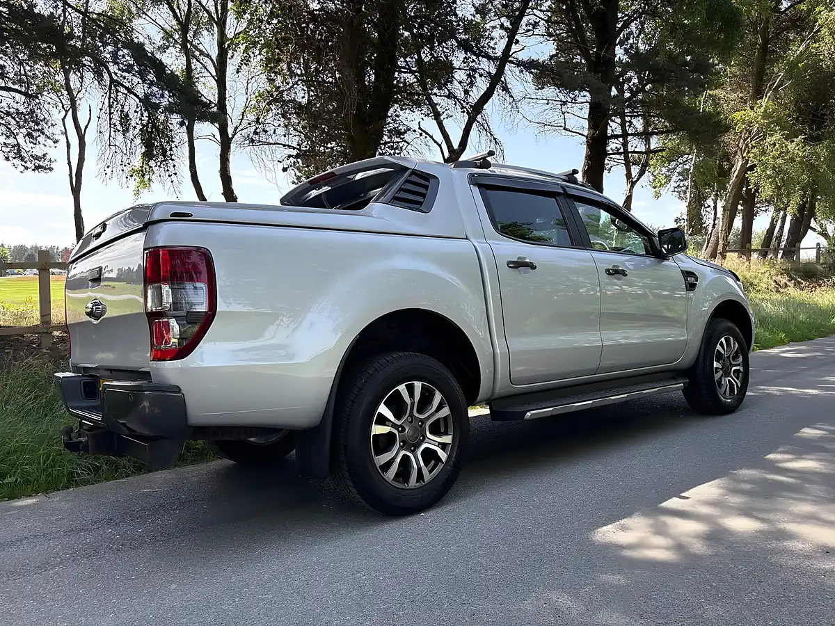 Used 2016 Ford Ranger Wildtrak Silver - Interior and Exterior details 6