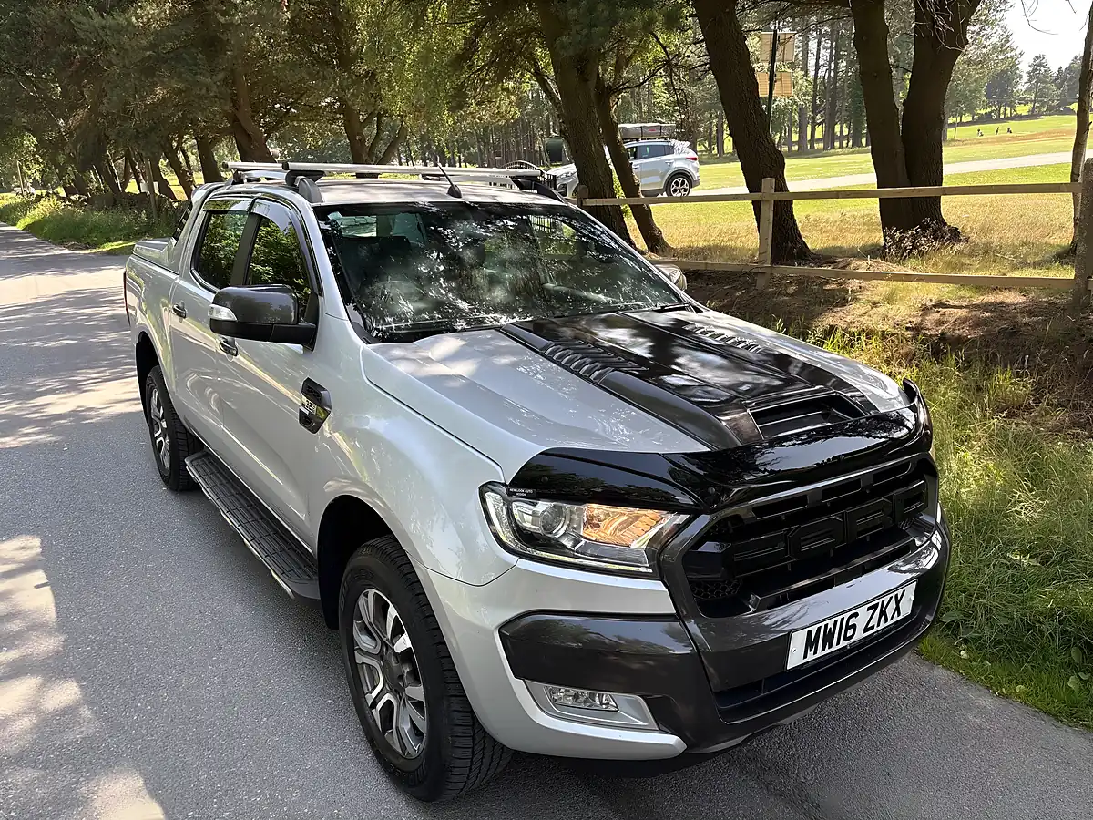 Used 2016 Ford Ranger Wildtrak Silver - Interior and Exterior details 9