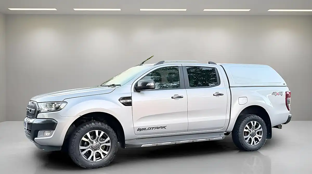 Used 2016 Ford Ranger Wildtrak Silver - Interior and Exterior details 3