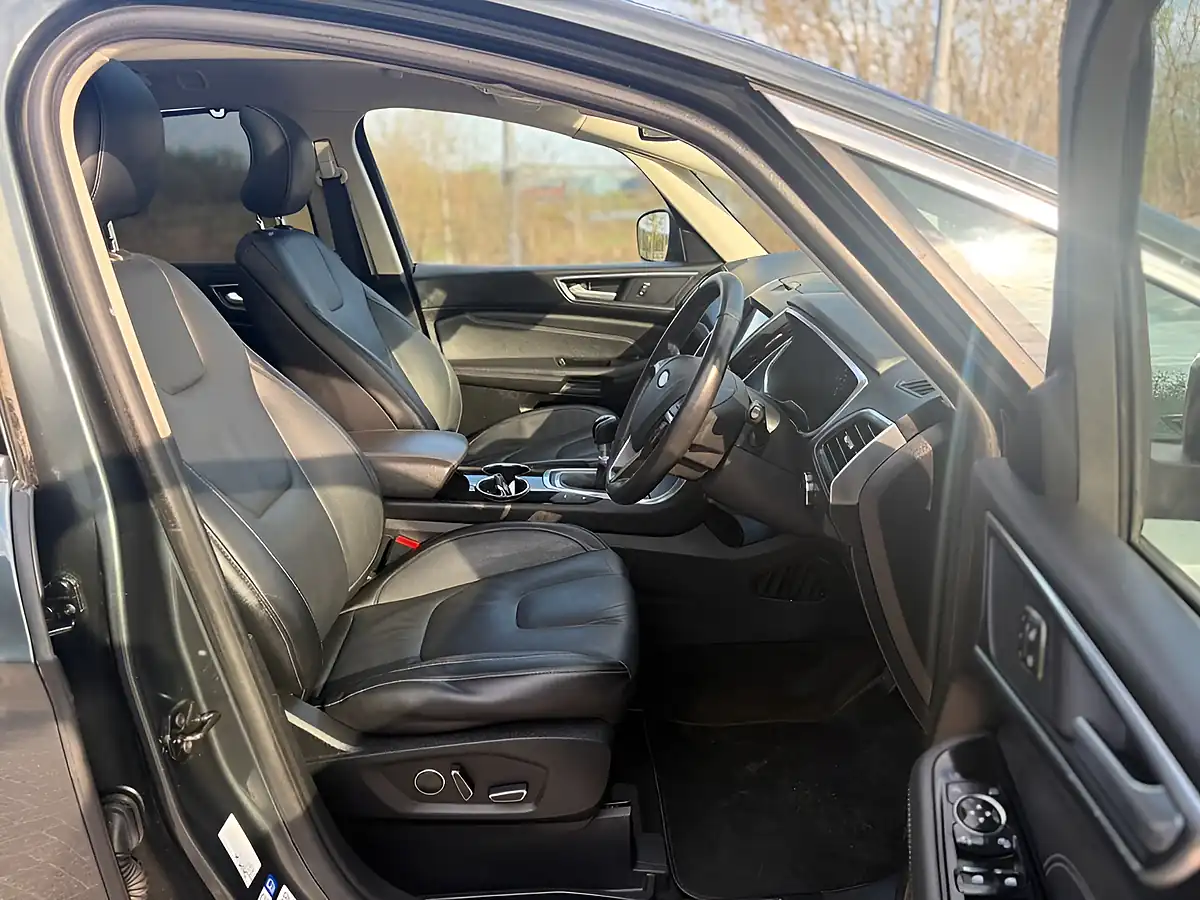 Used 2016 Ford S-Max Green - Interior and Exterior details 15