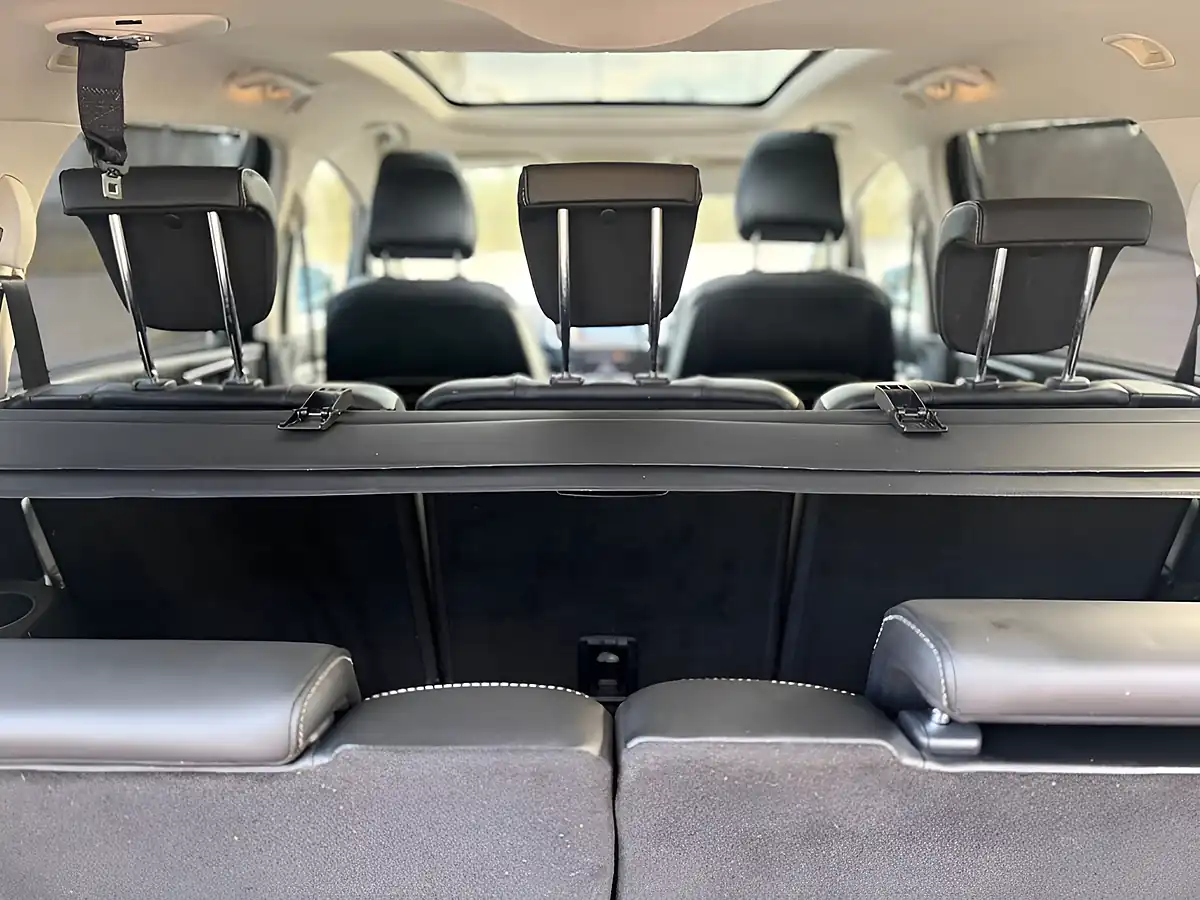 Used 2016 Ford S-Max Green - Interior and Exterior details 16