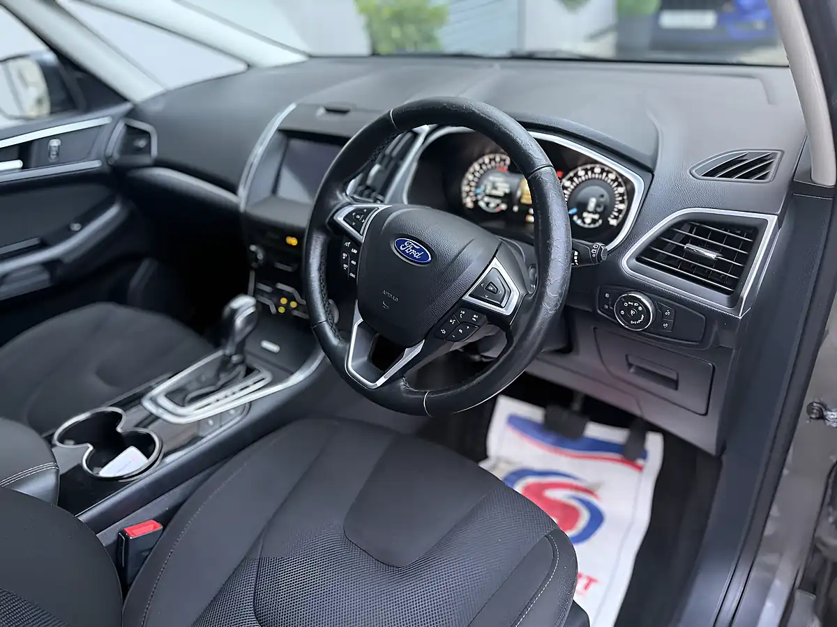 Used 2016 Ford S-Max Titanium Grey - Interior and Exterior details 11