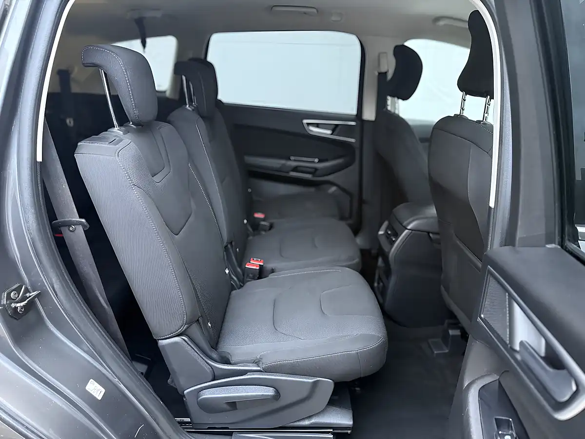 Used 2016 Ford S-Max Titanium Grey - Interior and Exterior details 14