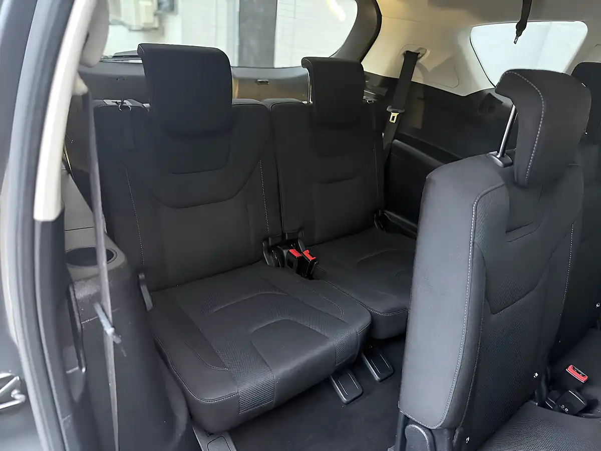 Used 2016 Ford S-Max Titanium Grey - Interior and Exterior details 15