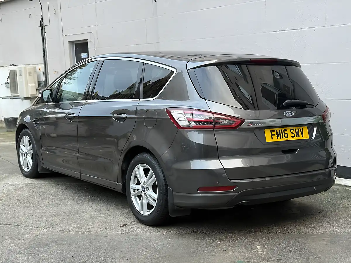 Used 2016 Ford S-Max Titanium Grey - Interior and Exterior details 3