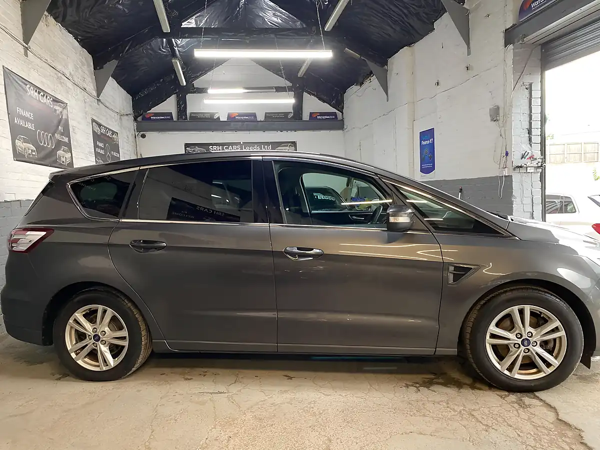 Used 2016 Ford S-Max Titanium Grey - Interior and Exterior details 11