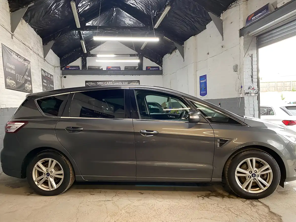 Used 2016 Ford S-Max Titanium Grey - Interior and Exterior details 12