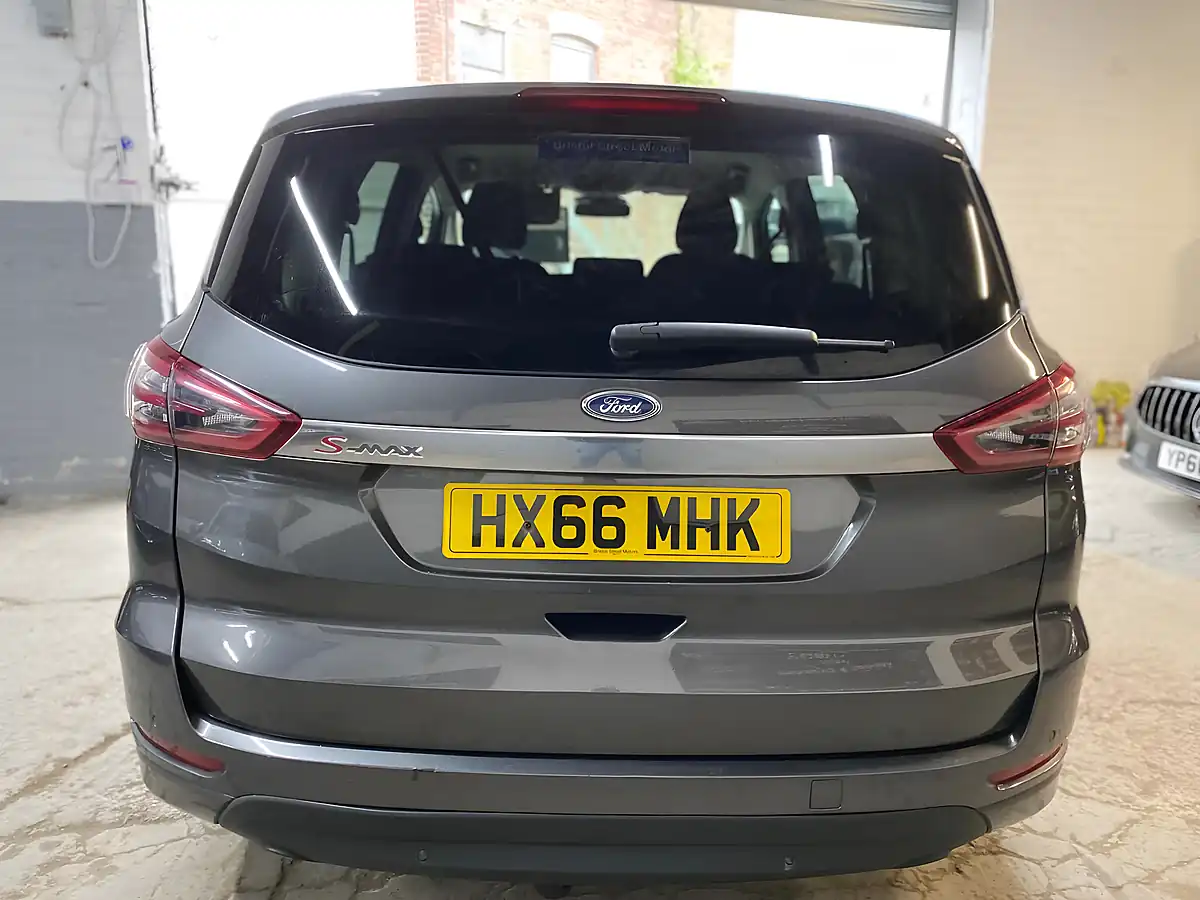 Used 2016 Ford S-Max Titanium Grey - Interior and Exterior details 9