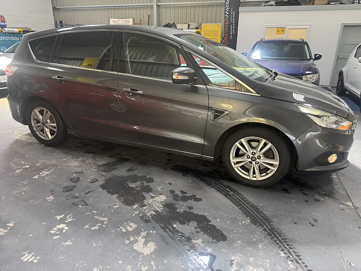 Used 2016 Ford S-Max Titanium Grey Metallic - Interior and Exterior details 3