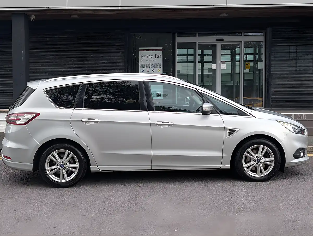 Used 2016 Ford S-Max Titanium - Interior and Exterior details 8