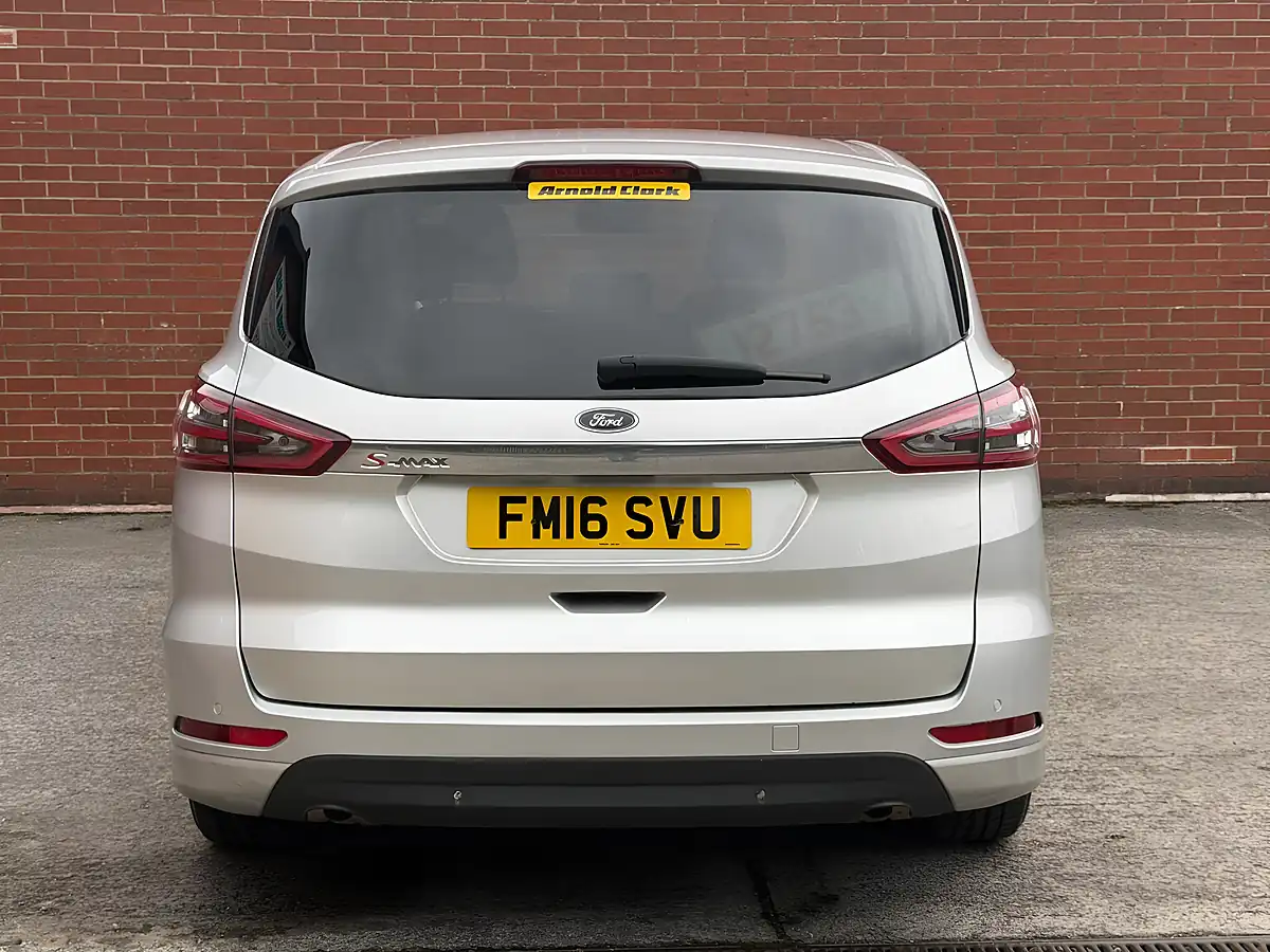 Used 2016 Ford S-Max Titanium Silver - Interior and Exterior details 3