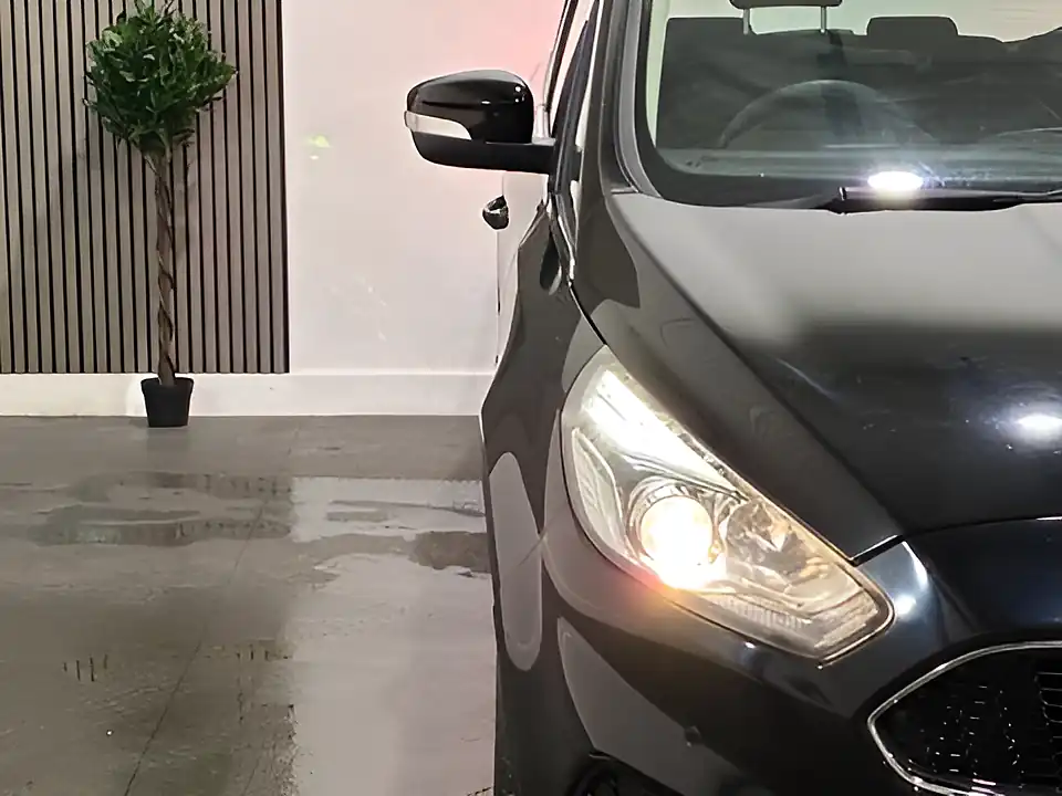 Used 2016 Ford S-Max Titanium Sport Black - Interior and Exterior details 17