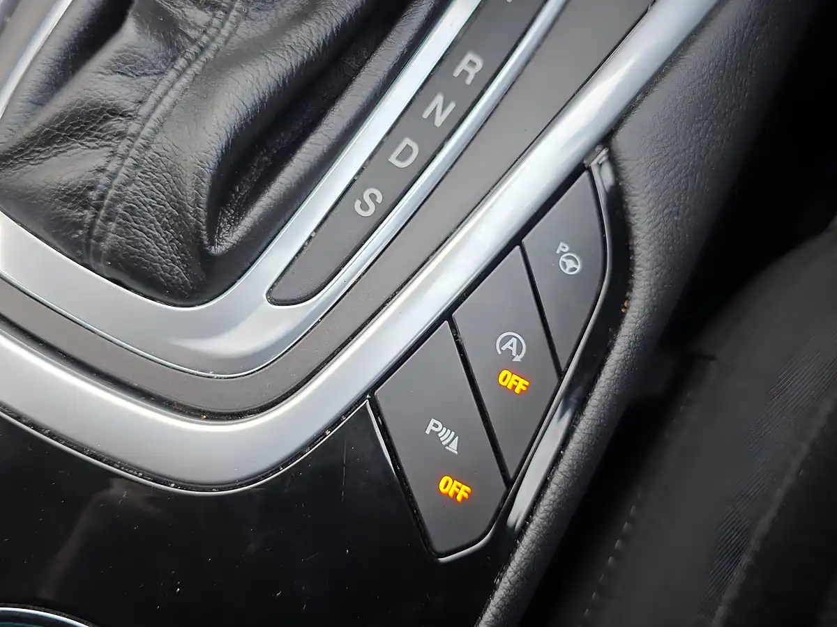 Used 2016 Ford S-Max Titanium Sport Silver - Interior and Exterior details 15