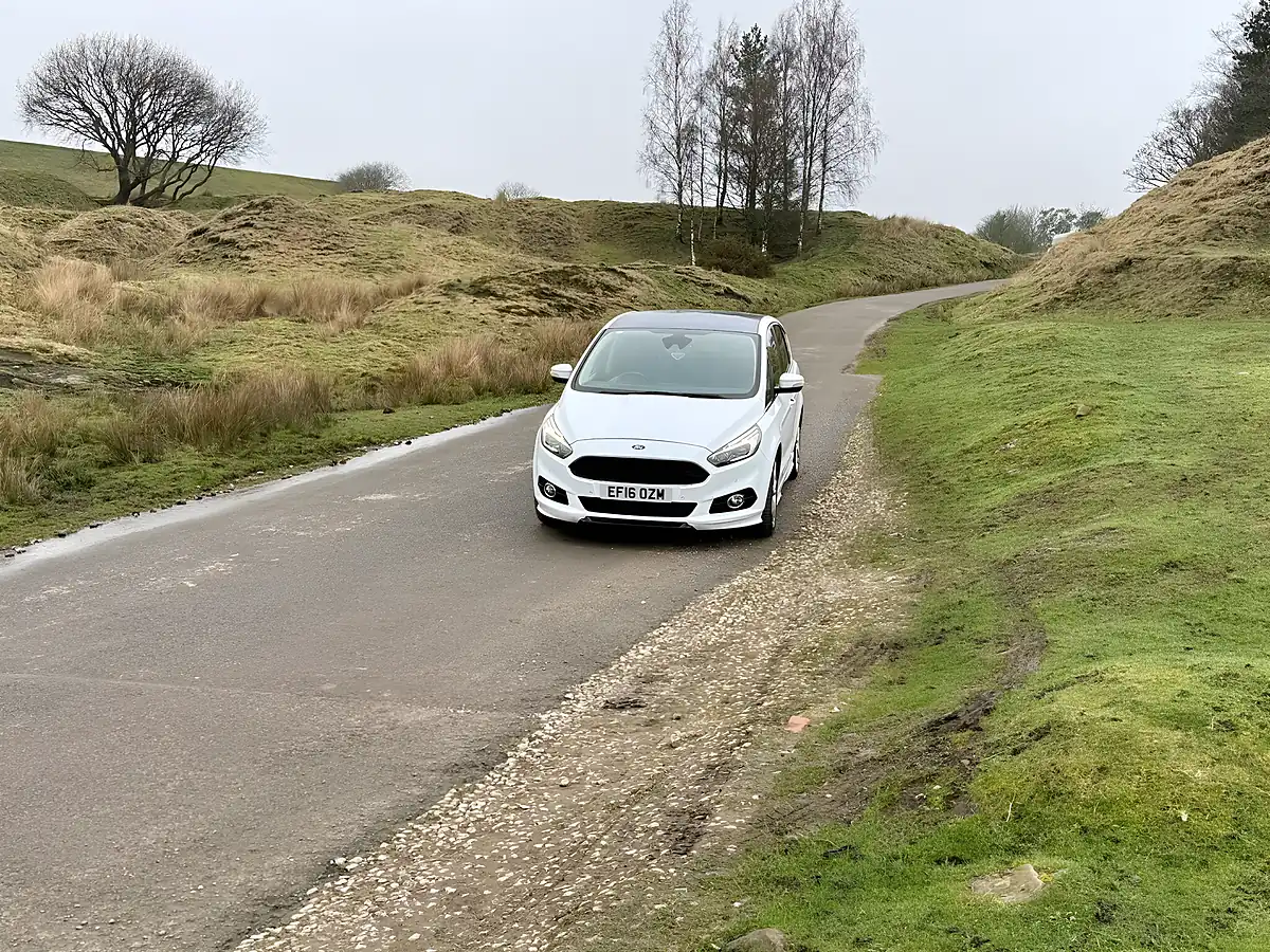 Used 2016 Ford S-Max Titanium Sport White - Interior and Exterior details 3