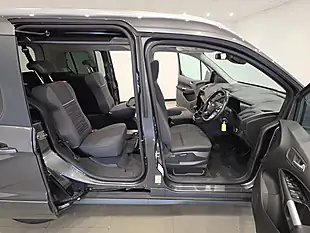 Used 2016 Ford Tourneo Connect Titanium Grey - Interior and Exterior details 7