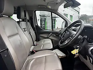 Used 2016 Ford Tourneo Custom Titanium Silver - Interior and Exterior details 10