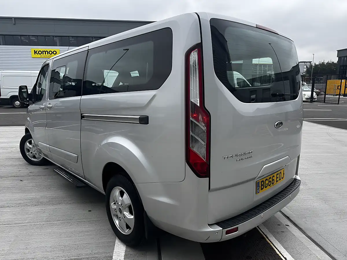 Used 2016 Ford Tourneo Custom Titanium Silver - Interior and Exterior details 4