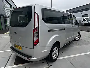 Used 2016 Ford Tourneo Custom Titanium Silver - Interior and Exterior details 5